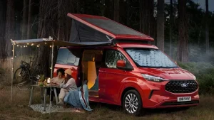 Ford Transit Custom Nugget — Campervan, Seitenansicht